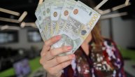 Prosečna plata premašila 50.000 dinara: Zarade u javnom sektoru veće nego u privatnom