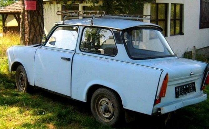 trabant sa izbušenim gumama