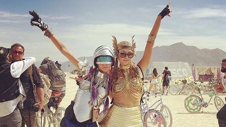 Burning man festival, Paris Hilton
