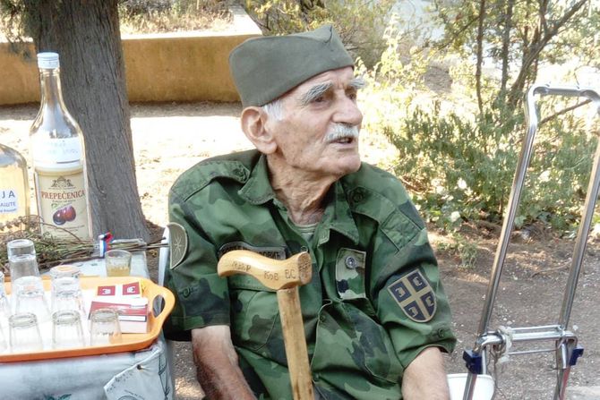 Đorđe Mihailović, Zejtilnik, Srpsko vojničko groblje u Solunu. Čuvar groblja Đorđe Mihailović, Zejtilnik, Srpsko vojničko groblje u Solunu. Čuvar groblja