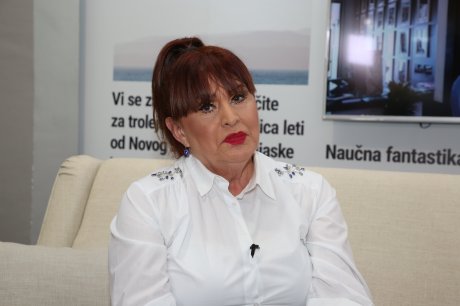 Dr Nada Macura, sajam, Telegraf