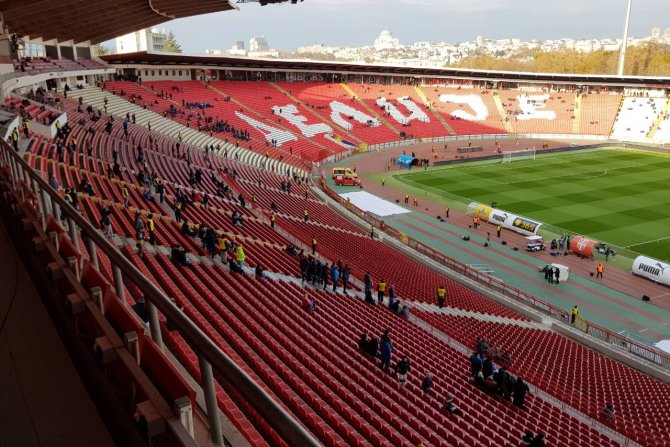 Marakana, stadion Rajko Mitić, navijači, Fudbalska reprezentacija Srbije, Fudbalska reprezentacija Crne Gore