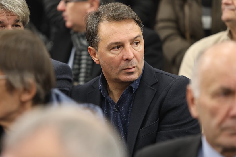 Vlada Stošić Vlada Stošić
