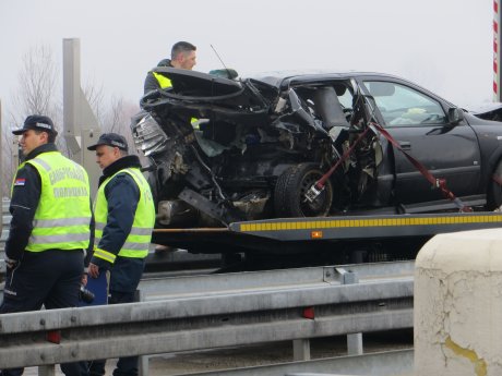 Nis, naplatna rampa, autoput, policija, uviđaj, saobraćajka, saobraćajna nesreca