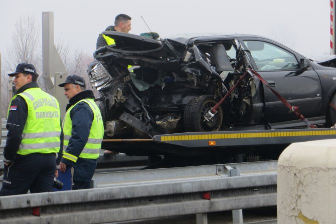 Nis, naplatna rampa, autoput, policija, uviđaj, saobraćajka, saobraćajna nesreca