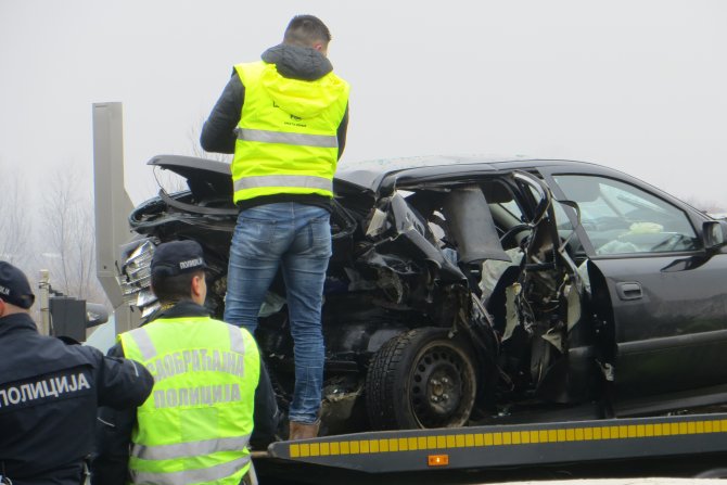 Nis, naplatna rampa, autoput, policija, uviđaj, saobraćajka, saobraćajna nesreca