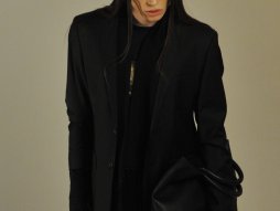 Dizajnerka Dragana Ognjenović održala je modnu reviju i predstavila svoju novu kolekciju.