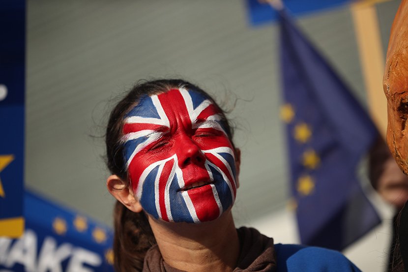 Oko 600.000 ljudi podržalo je peticiju da se opozove član 50 koji je bio okidač za odlazak Britanije iz EU.