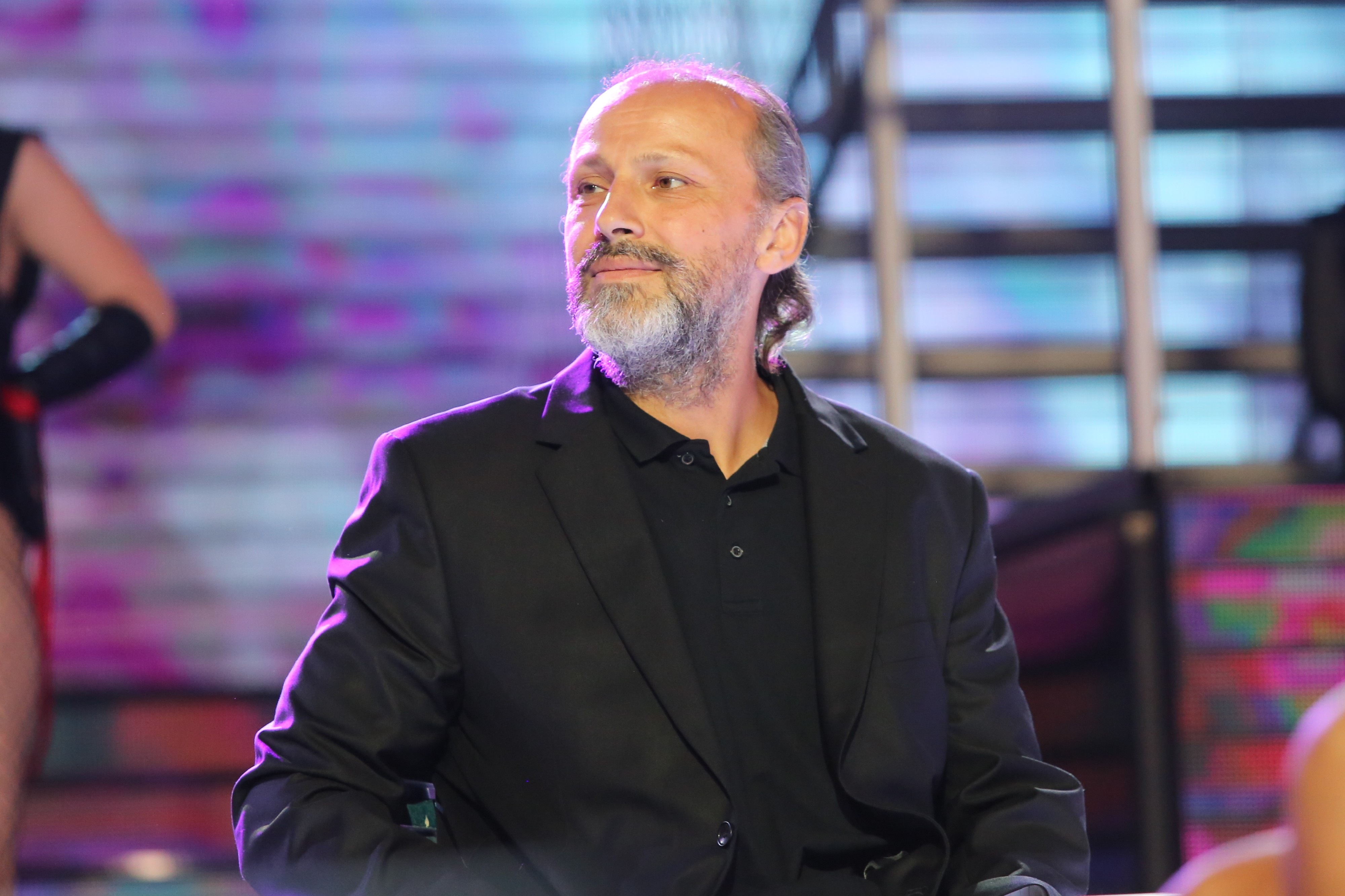 "Gurnuo me je niz stepenice sa decom u rukama..." Poznata Srpkinja zatrudnela sa 16, pa doživela horor