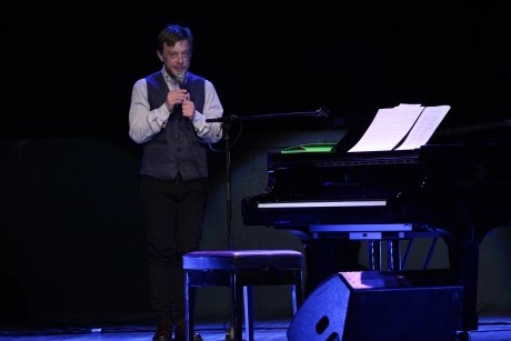 Pijanista Matija Dedić na koncertu Pijanista Matija Dedić na koncertu