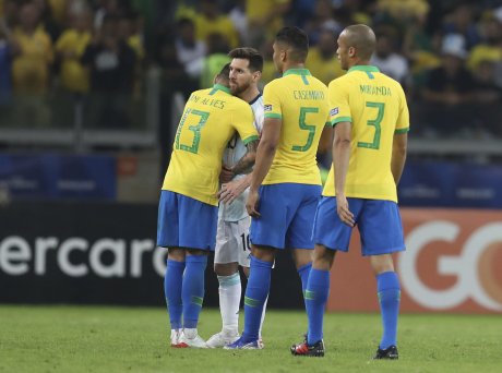 Fudbalska reprezentacija Brazila, Fudbalska reprezentacija Argentine, Lionel Mesi