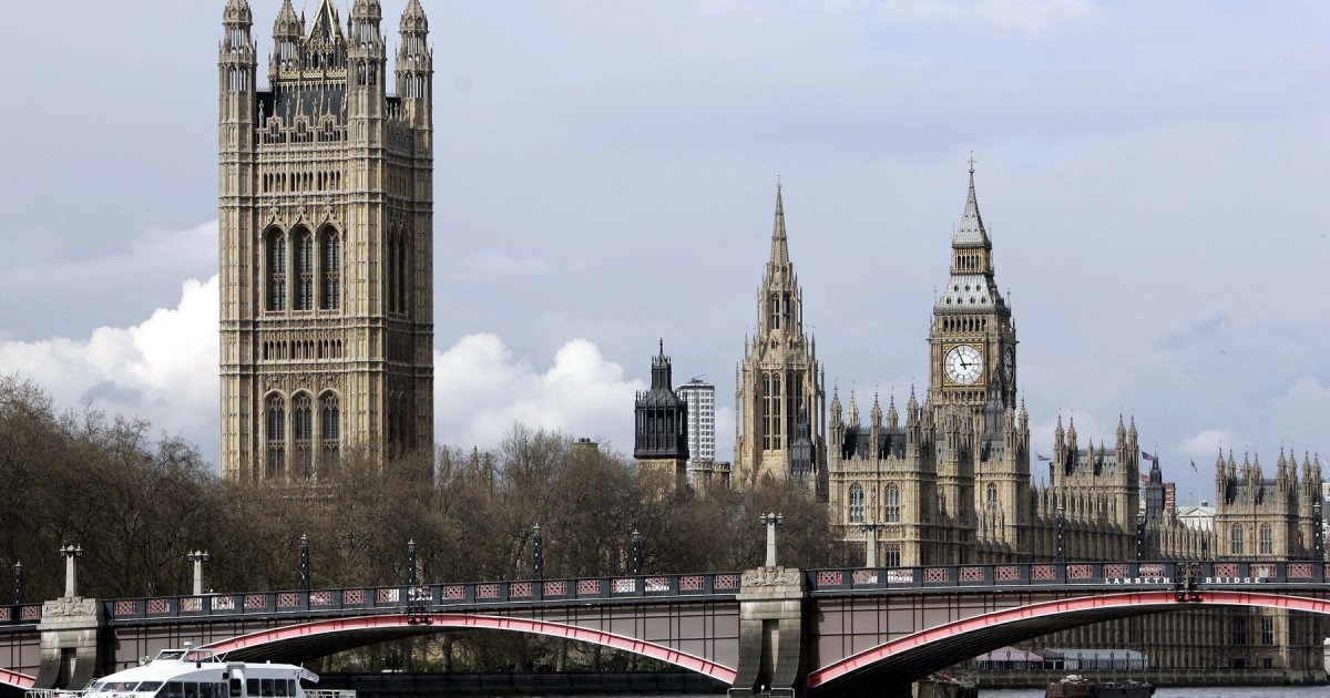 Britanki sipali drogu u piće u baru u zgradi parlamenta: Policija u Londonu pokrenula istragu