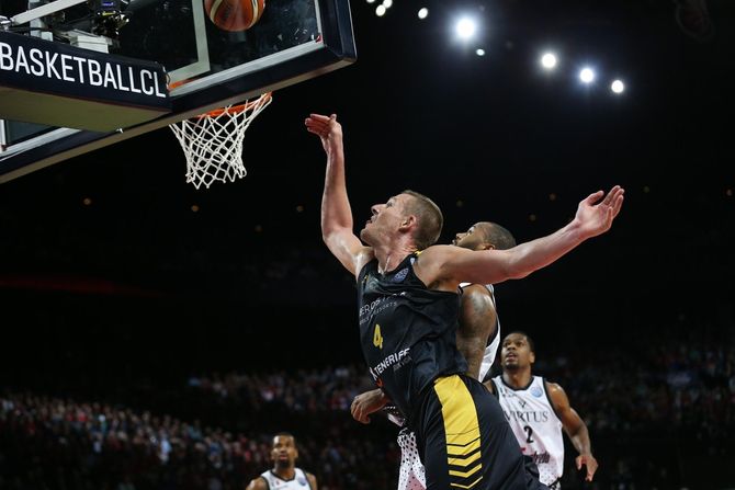 colton iverson tenerife