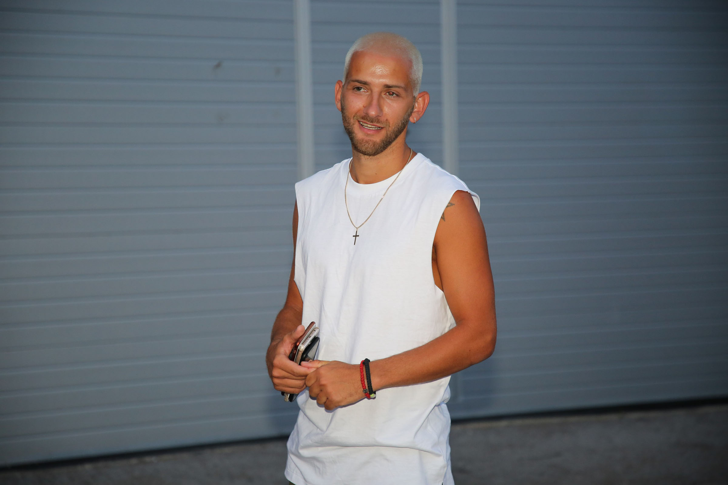 "Odmah su pozvali hitnu" Pevač se srušio i hitno je operisan, smršao je 8 kg: Progovorio je i o ovoj drami