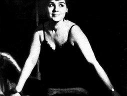 Olivera Marković, mačka na usijanom limenom krovu