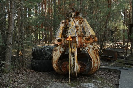 Černobilj kandža, Chernobyl claw Černobilj kandža, Chernobyl claw
