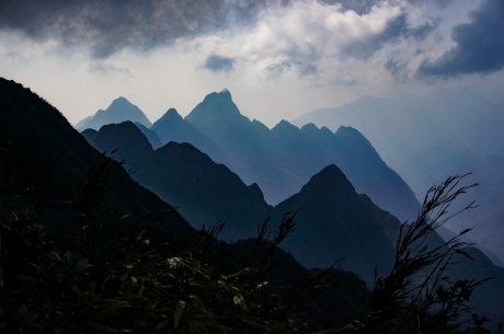 Vijetnamska planina Fansipan,  najviša u Francuskoj Indokini