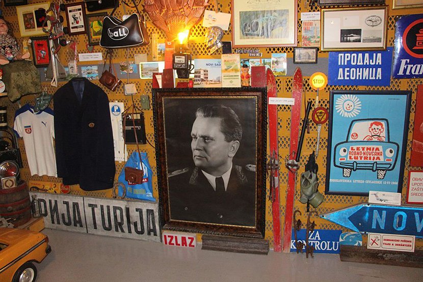Zoran Janković, Muzej SFRJ Jugoslavije u jednoj garaži u Ulici Alekse Šantića na Grbavici Novi Sad