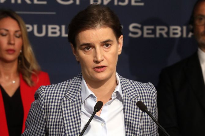 Ana Brnabić, Vlada, Potpisivanje Sporazuma sa EIB o unapređenju sistema za vodosnabdevanje