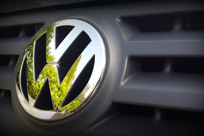 Volkswagen, Logo