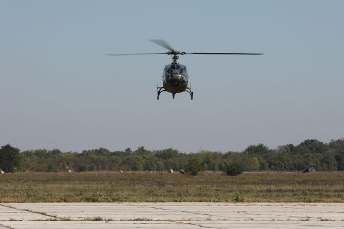 Helikopter Gazela, vojni aerodrom Batajnica