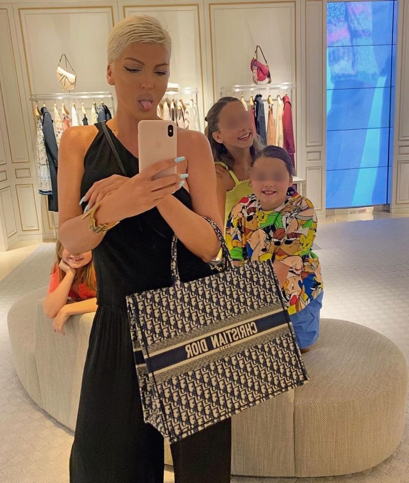Jelena Karleuša Jelena Karleuša