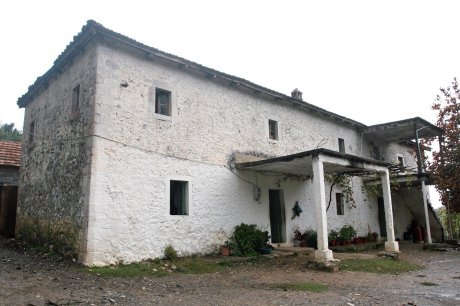 Žuta kuća, trgovina organima, selo Ribe, Burel, Albanija