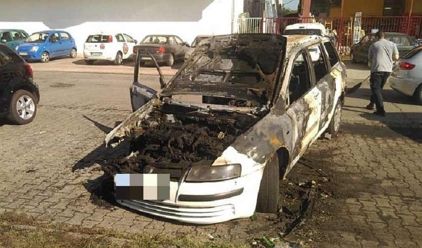 Zapaljen automobil Novi Sad