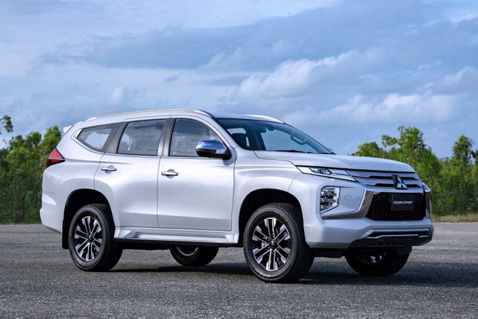 Mitsubishi Pajero Sport 2020