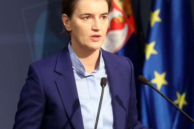 Ana Brnabić, Johanes Han