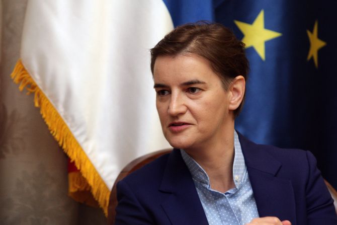 Ana Brnabić, Johanes Han