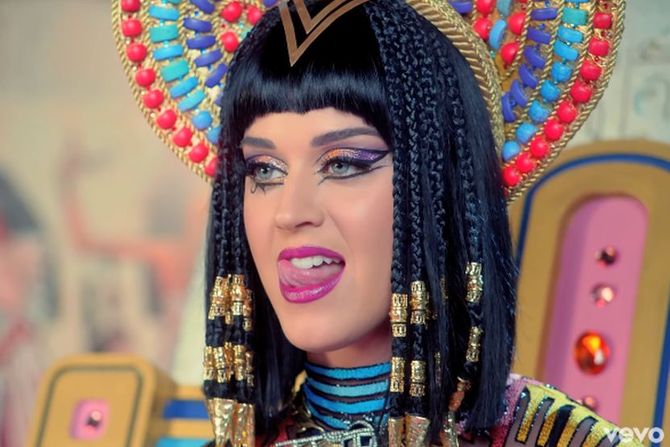 Keti Peri, Katy Perry, Dark Horse