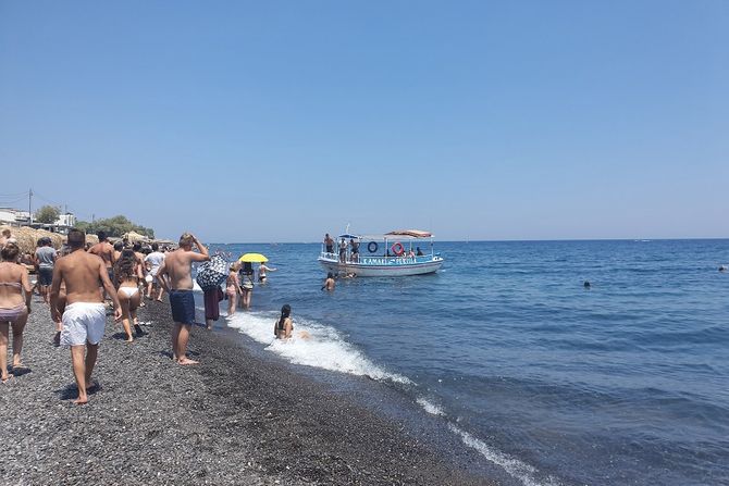 santorini, letovalište, grčka, plaža