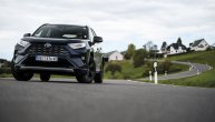Test: Išli smo na dalek put Toyotom RAV4 2.5 Hybrid i dobili mnogo više od očekivanog (FOTO)