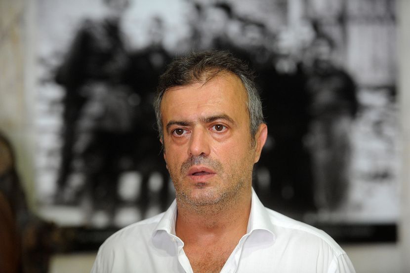 Police Arrest Man For Making Threats Online Against Sergej Trifunovic Actor And Opposition Figure Telegraf Rs