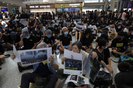 hongkong, protesti, aerodrom