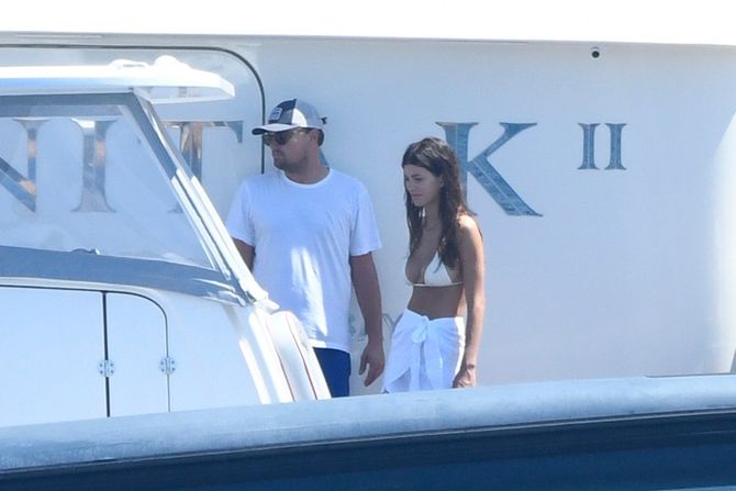 Leonardo Dicaprio and girlfriend Camila Morrone Dikaprio Kamila