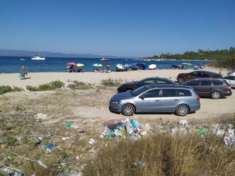 djubre, plaža, grčka , halkidiki