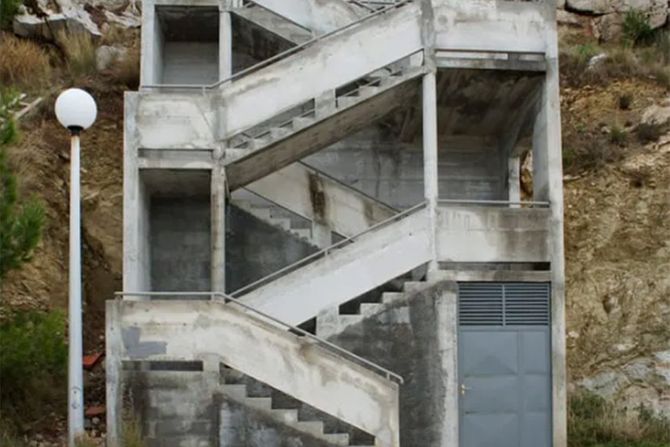 Najodvratnija građevina na Jadranu Najodvratnija građevina na Jadranu