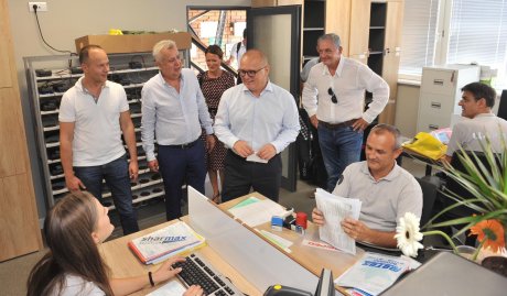 Vesić, logistički centar Vesić, logistički centar