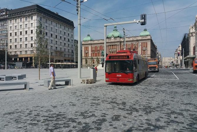 Trolejbus, trg Republike, Goran Vesić