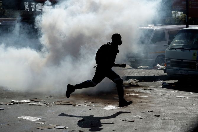 Južna Afrika neredi nasilje protesti