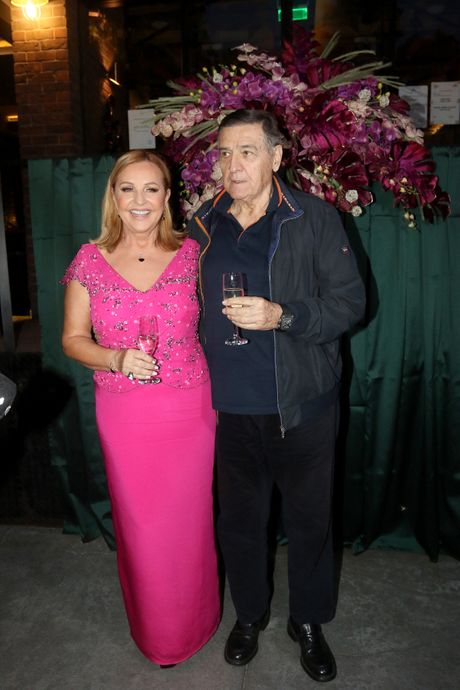 Ana Bekuta, Milutin Mrkonjić, 60. rođendan Ane Bekute Ana Bekuta, Milutin Mrkonjić, 60. rođendan Ane Bekute