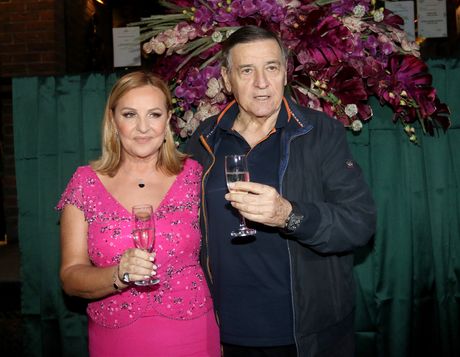 Ana Bekuta, Milutin Mrkonjić, 60. rođendan Ane Bekute Ana Bekuta, Milutin Mrkonjić, 60. rođendan Ane Bekute