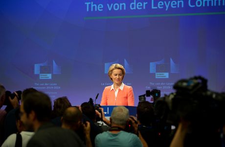 Nova predsednica Evropske komisije Ursula fon der Lajen