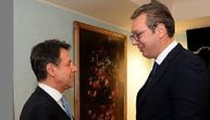 Chance meeting of friends at Rome airport: Vucic with Italian prime minister (PHOTO)