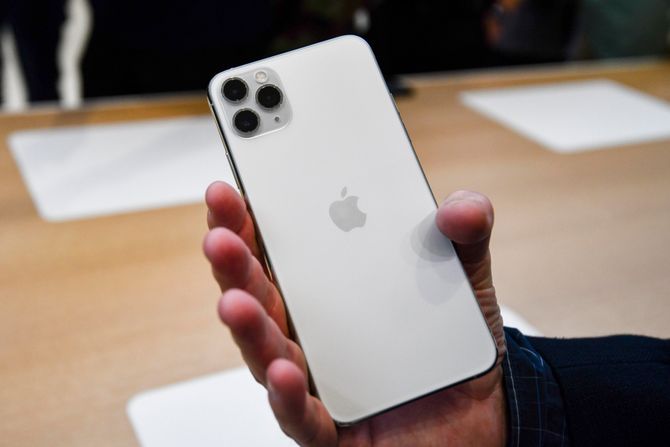iPhone 11 iPhone 11