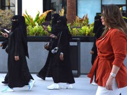 Saudijska Arabija, hidžab, savremene žene,