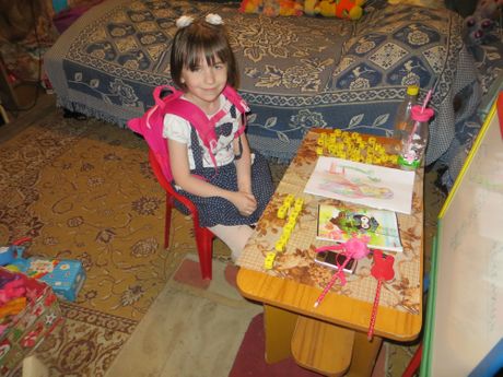 Niš, devojčica, Nađa Mladenović Bilbija Niš, devojčica, Nađa Mladenović Bilbija