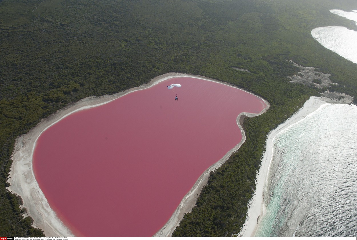 Srbija ima Roze jezero: Evo gde se nalazi turistički dragulj i zašto ga je najbolje posetiti u julu i avgustu